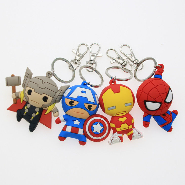 Προσαρμοσμένα παιχνίδια κάνουν 3D Cartoon Anime Captain America Rubber Keychain Προσαρμοσμένο Pvc Keychain
